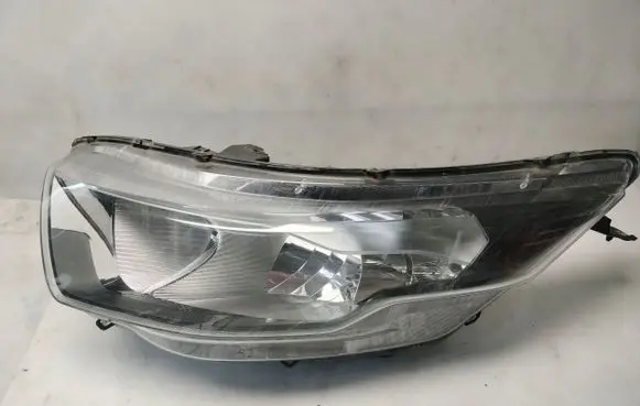 Iveco Daily 6th gen Headlight/headlamp