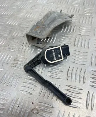 Jeep Cherokee Headlight/headlamp level sensor 1307213013