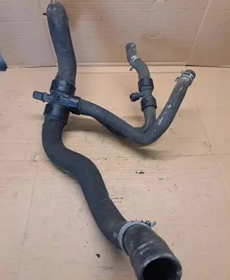 Peugeot 3008 I Engine coolant pipe/hose 9681779480