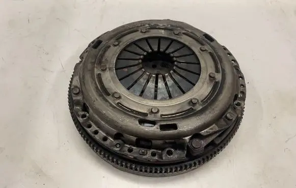 Skoda Octavia Mk2 (1Z) Clutch set kit 3082000396
