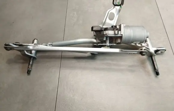 BMW X1 F48 F49 Front wiper linkage 7350657 20170516 3397021478