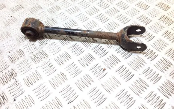Toyota C-HR I Rear control arm