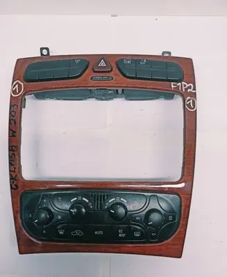 Mercedes-Benz C W203 Radio/GPS head unit trim A2036802539
