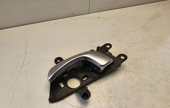 Front door interior handle