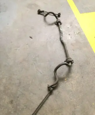 Front anti-roll bar/sway bar