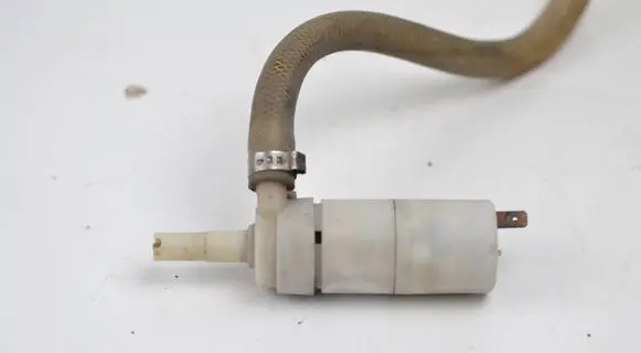 Audi A6 S6 C4 4A Headlight washer pump 357955681