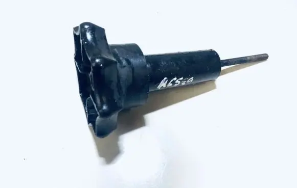 Audi A3 S3 8L Spare wheel bolt 8l0803899
