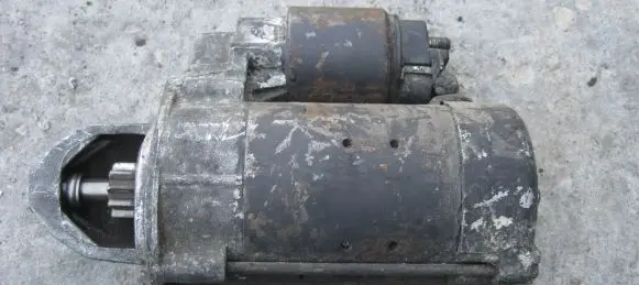 Mercedes-Benz E W211 Starter motor A0051511301