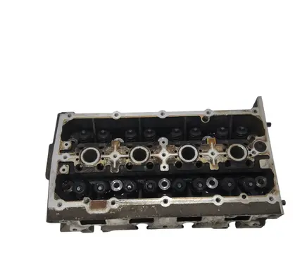 Volkswagen Touran I Engine head 03C103358AB