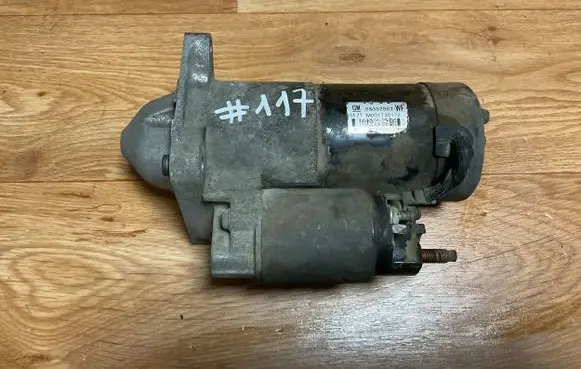 Opel Insignia A Starter motor 55352882 M001T30172