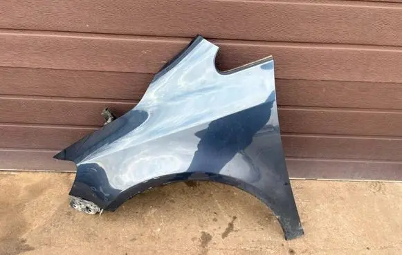 Volkswagen Golf Plus Fender 