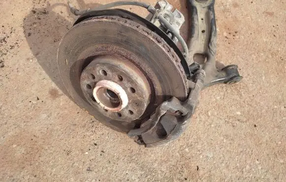 Volkswagen PASSAT B8 Front wheel hub spindle knuckle 5q0407258a