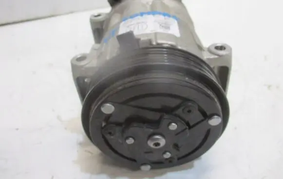 Jeep Compass Air conditioning (A/C) compressor (pump) 51979374