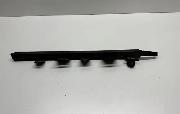 Ford Mustang VI Rubber seal front coupe door window S668B 76297B07