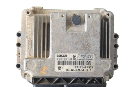 KIA Ceed Engine control unit/module 0281019544 391112A970 1039S59669