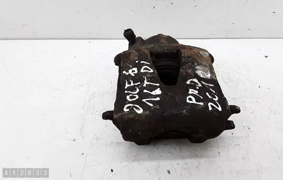 Volkswagen Golf VI Front brake caliper