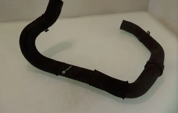 Volkswagen PASSAT B6 Engine coolant pipe/hose 3C0122051S