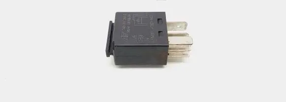 Volkswagen PASSAT B6 Other relay 7M0951253C 95VW10K705EA