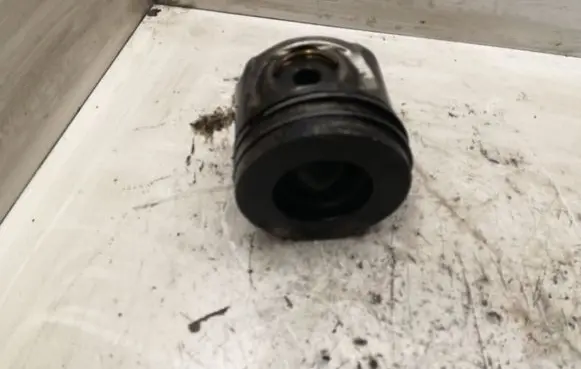 Hyundai Tucson JM Piston 