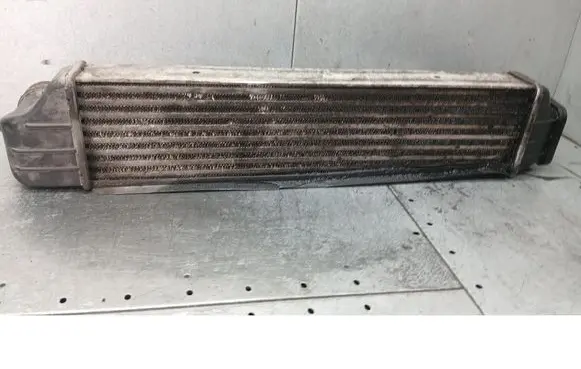 BMW 3 E46 Intercooler radiator 77863510