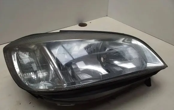Opel Zafira A Headlight/headlamp 89100055