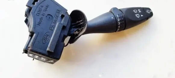 Ford Mondeo Mk III Wiper control stalk 1S7T17A553DD 1S7T-17A553-DD