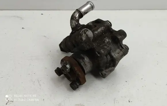Seat Alhambra (Mk1) Power steering pump 7M0145157
