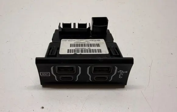 Ram 1500 DT USB control unit T0858C0224 53466961 P68330429AD