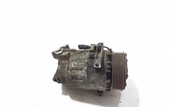 Renault Trafic III (X82) Air conditioning (A/C) compressor (pump) 8200848916