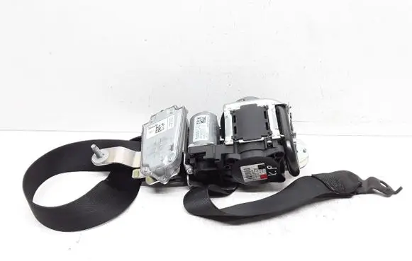 Mercedes-Benz E W212 Front seatbelt 617112100 610035800D 615378800