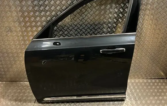 Volvo XC90 Front door