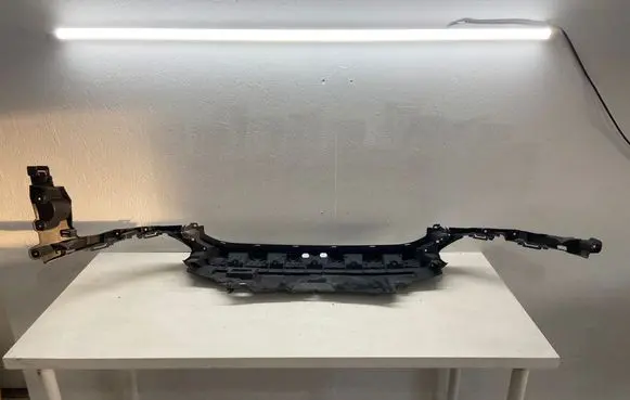 Ford Focus Front bumper support beam G1EY17E778A LKN0097A