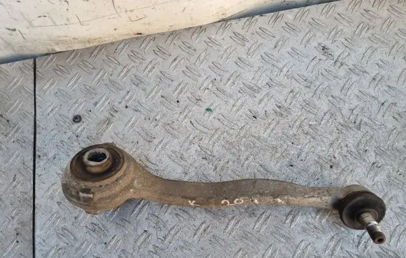 BMW 1 E81 E87 Front lower control arm/wishbone