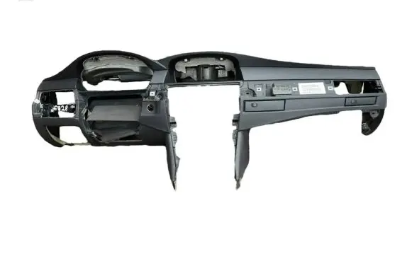 BMW 5 E60 E61 Dashboard 6960824 7063133 7063411