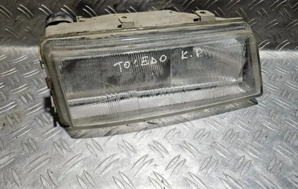 Seat Toledo I (1L) Headlight/headlamp 961574
