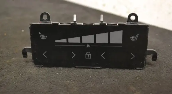 Volvo XC90 Climate control unit 31674023