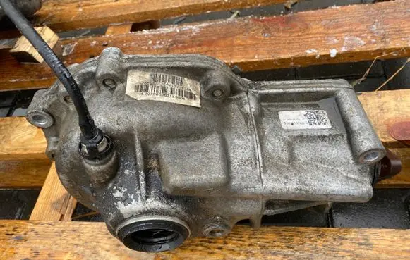 BMW X5 E70 Front differential 7552531
