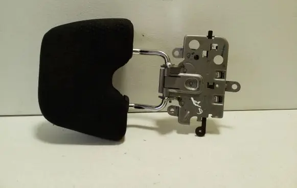 Honda CR-V Rear seat headrest 