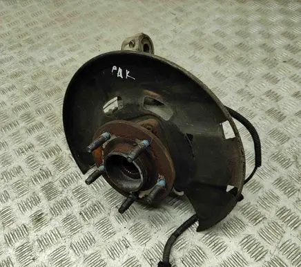 Opel Ampera Front wheel hub 25796982