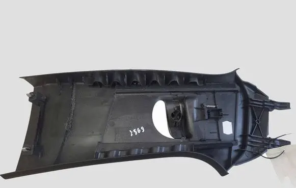 Volvo V40 (B) pillar trim (top) 31102350 31307225 31307229
