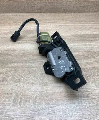 BMW 7 E65 E66 Tailgate/trunk/boot lift motor 7014872 USED