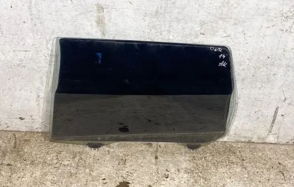 Mitsubishi Outlander Rear door window glass