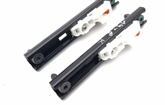 Renault Arkana Seat belt adjustment rail 878241445R