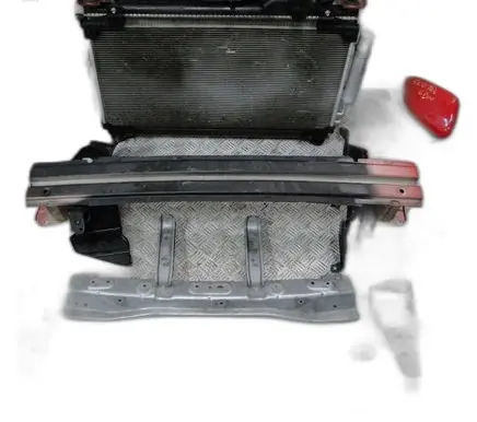 Mitsubishi Outlander Front bodywork piece 