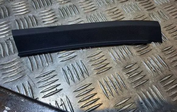 Audi A8 S8 D4 4H Dashboard side end trim 4H0868203