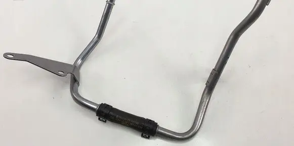 Mercedes-Benz C W204 Engine coolant pipe/hose A2742000751