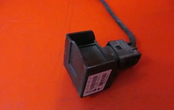 Audi TT Mk1 ESP acceleration yaw rate sensor 1J0907651A