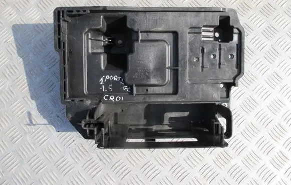 KIA Sportage Battery box tray 37150-N7000