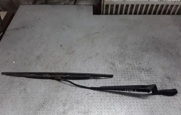 Skoda Fabia Mk1 (6Y) Windshield/front glass wiper blade 