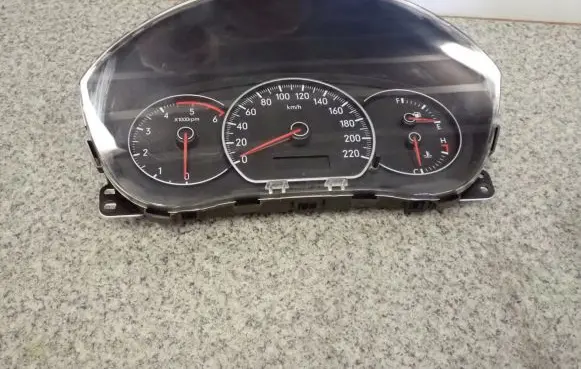 Suzuki SX4 Speedometer (instrument cluster)